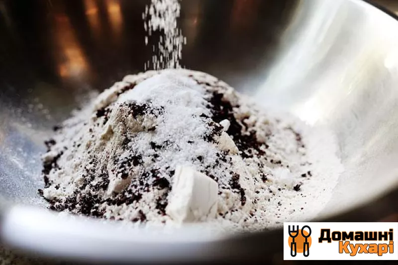 Морозиво з кавовим печивом і шоколадом - фото крок 2