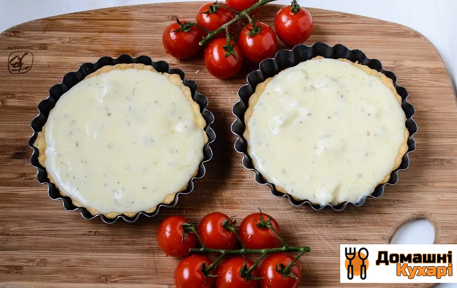 Тарталетки з сиром і помідорами - фото крок 7