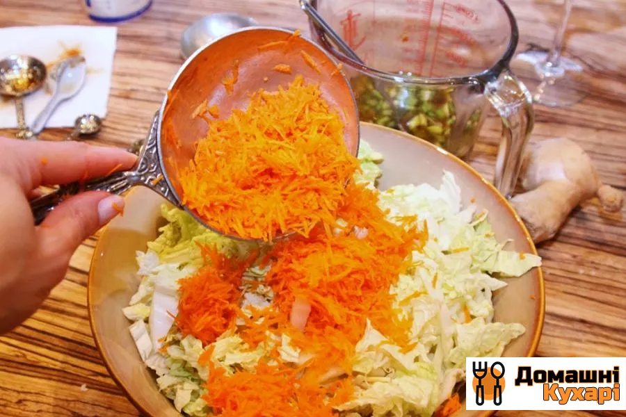 Теплий салат з курячим філе по-тайськи - фото крок 7