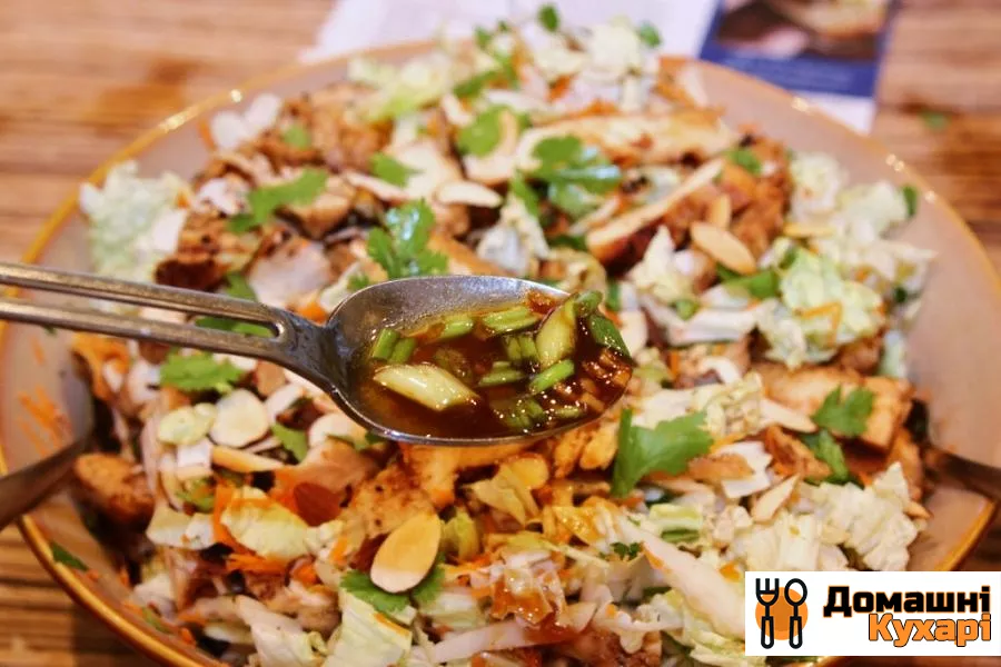 Теплий салат з курячим філе по-тайськи - фото крок 10